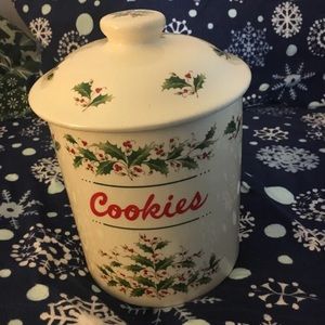 Holly-Berry Earthenware Cookie Jar